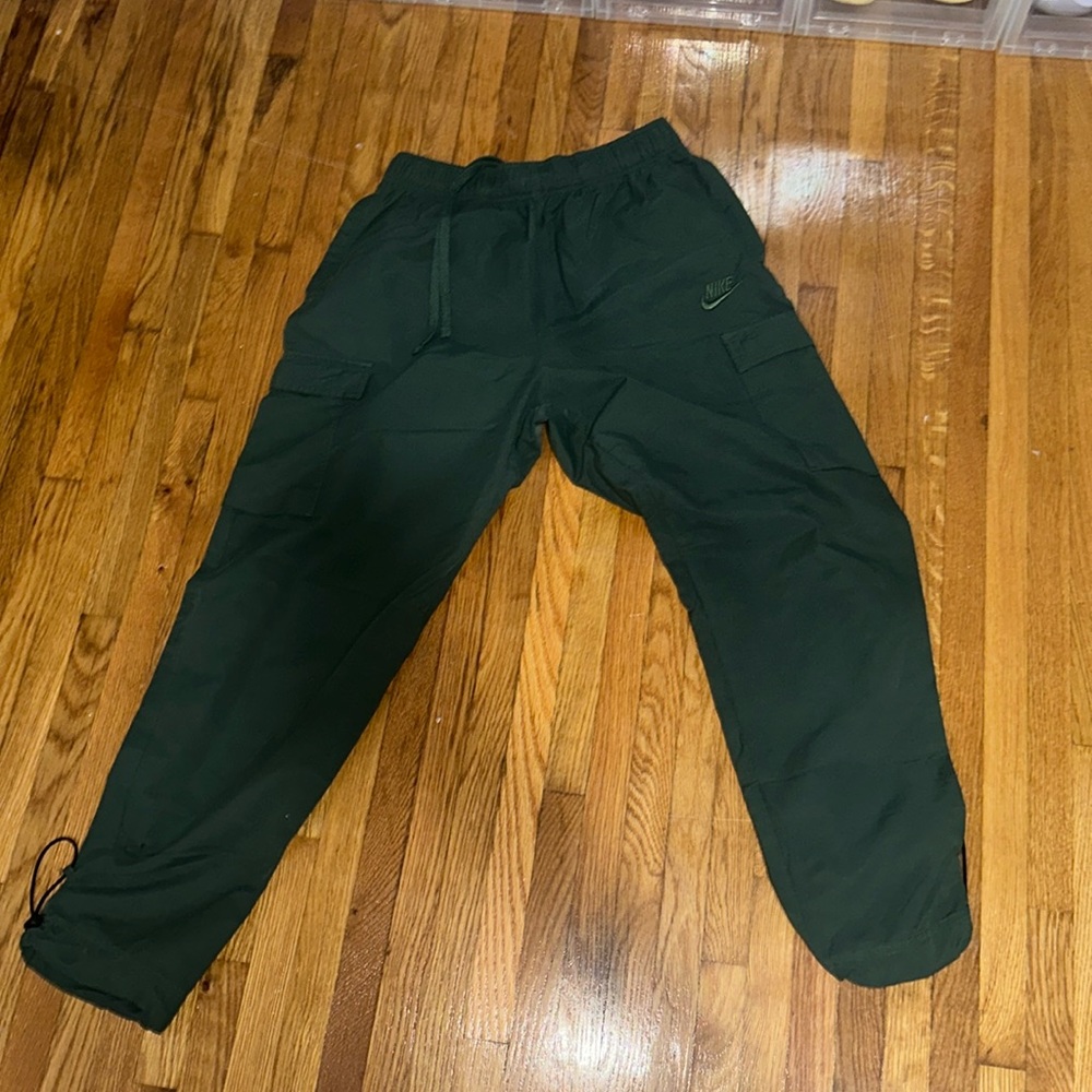 Green men’s Cargo